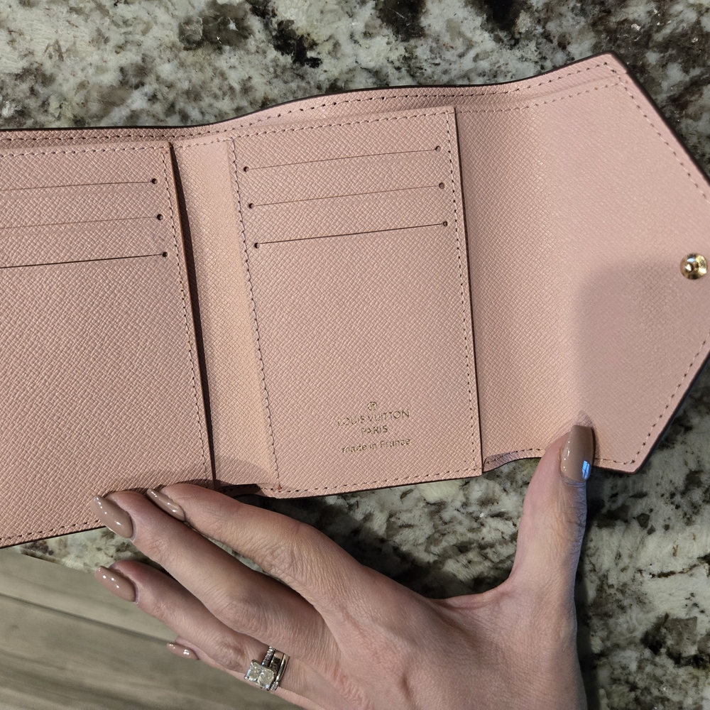 LV Monogram Wallet - Picture 5 of 6